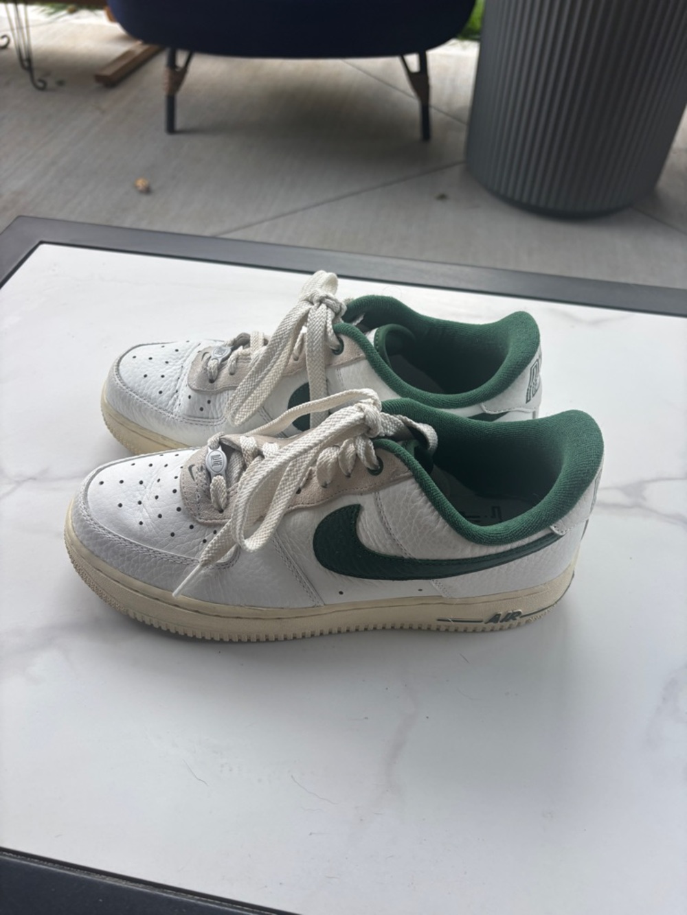 Nike Women's Air Force 1 '07 LX  size 8 Command Force Green
